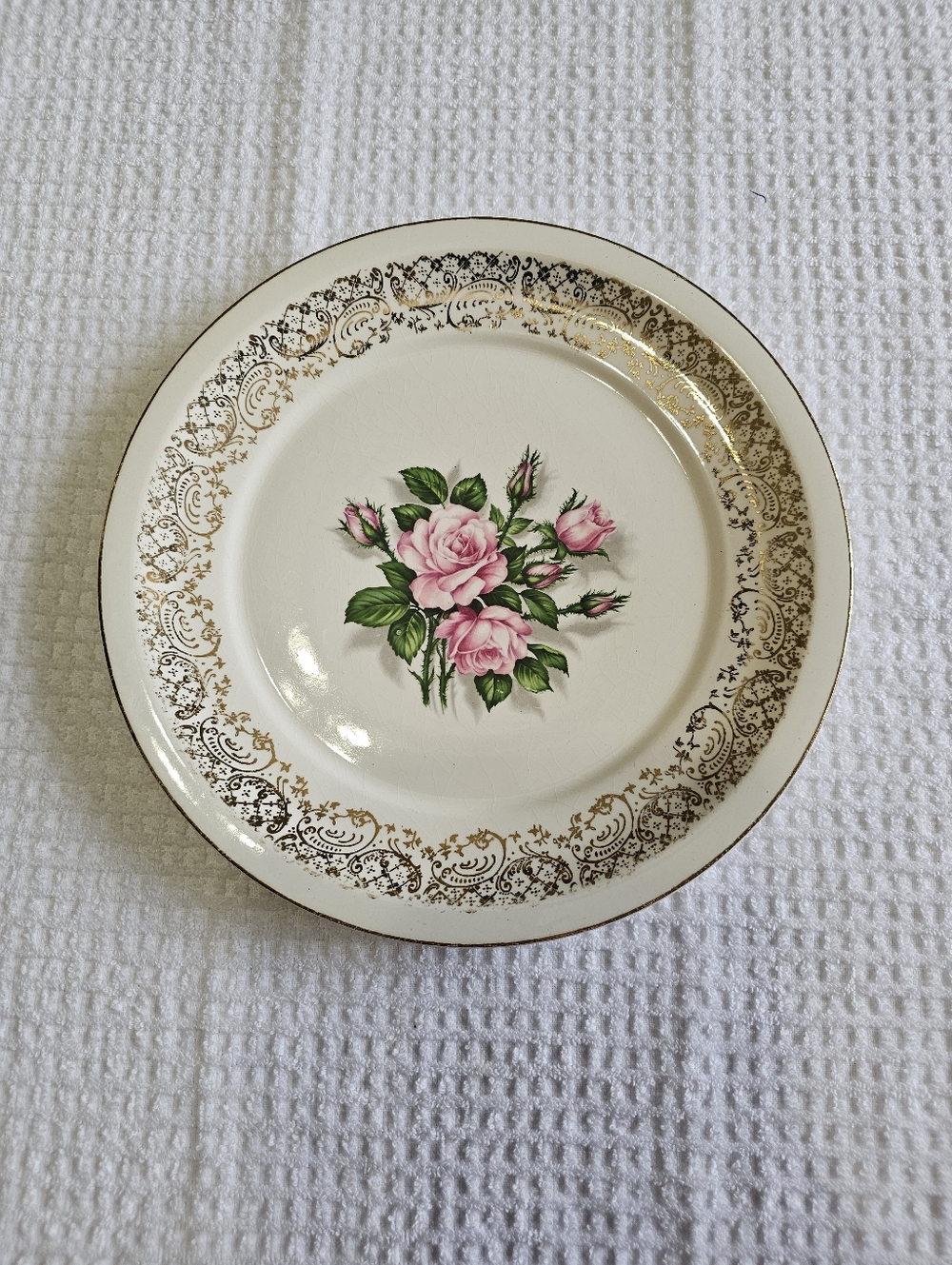 Vintage Tudor Rose Georgian China Dinner Plate - 22kt Gold Trim